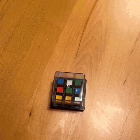 FarbeStapel™ | Kombiniert Farbe und Spiel
