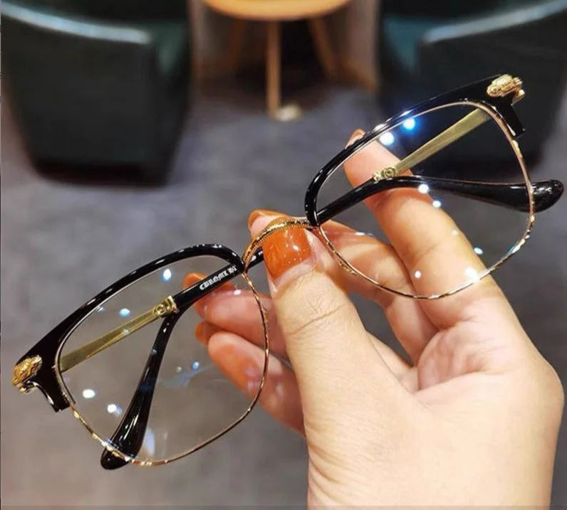 1+1 GRATIS | ClearSight™ | Ultralichte Bril met Anti-Blauw Licht Bescherming & Leeshulp