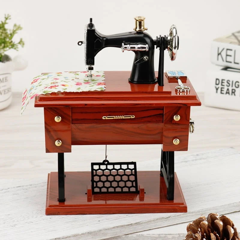 SewTune™ | Mini-Nähmaschine Spieluhr